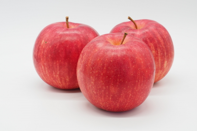 りんごは保存方法次第で長持ちする 美味しさを保つ冷蔵庫保存のコツや切った後の変色は 家事ノート